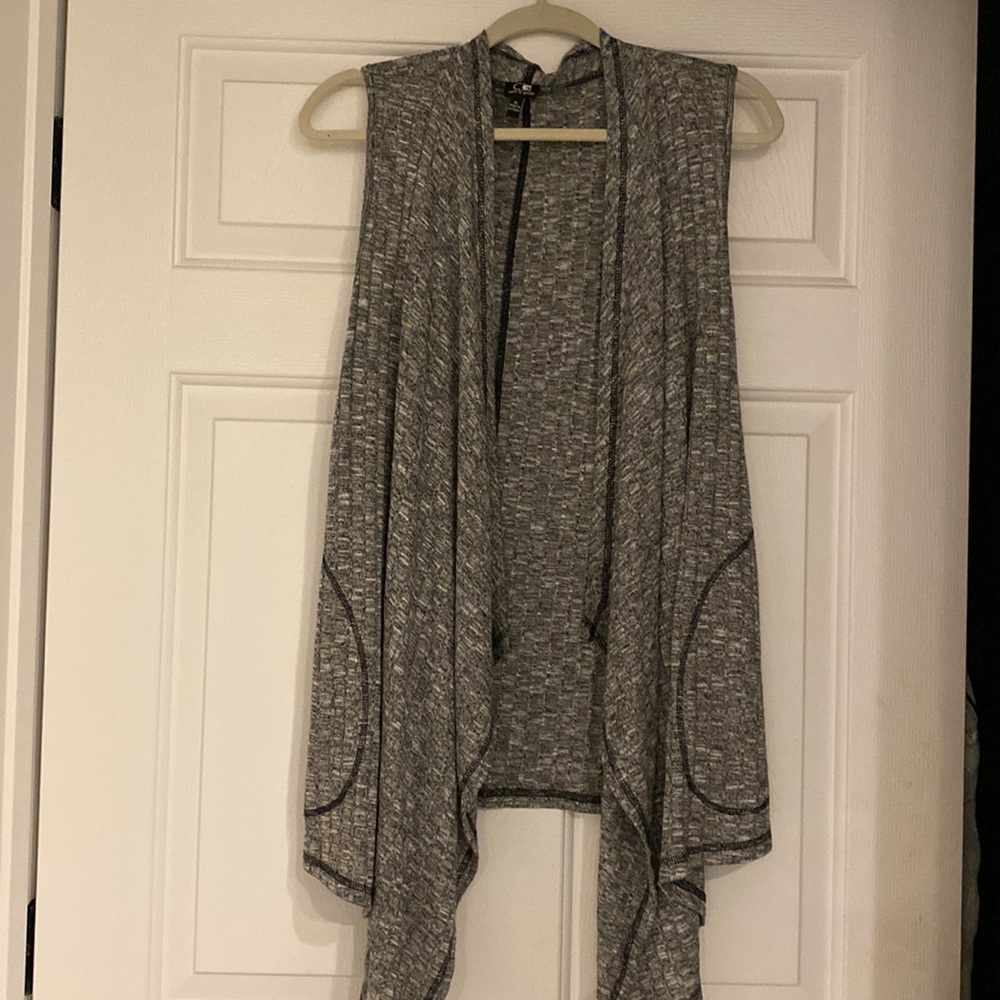Heather black asymmetrical vest